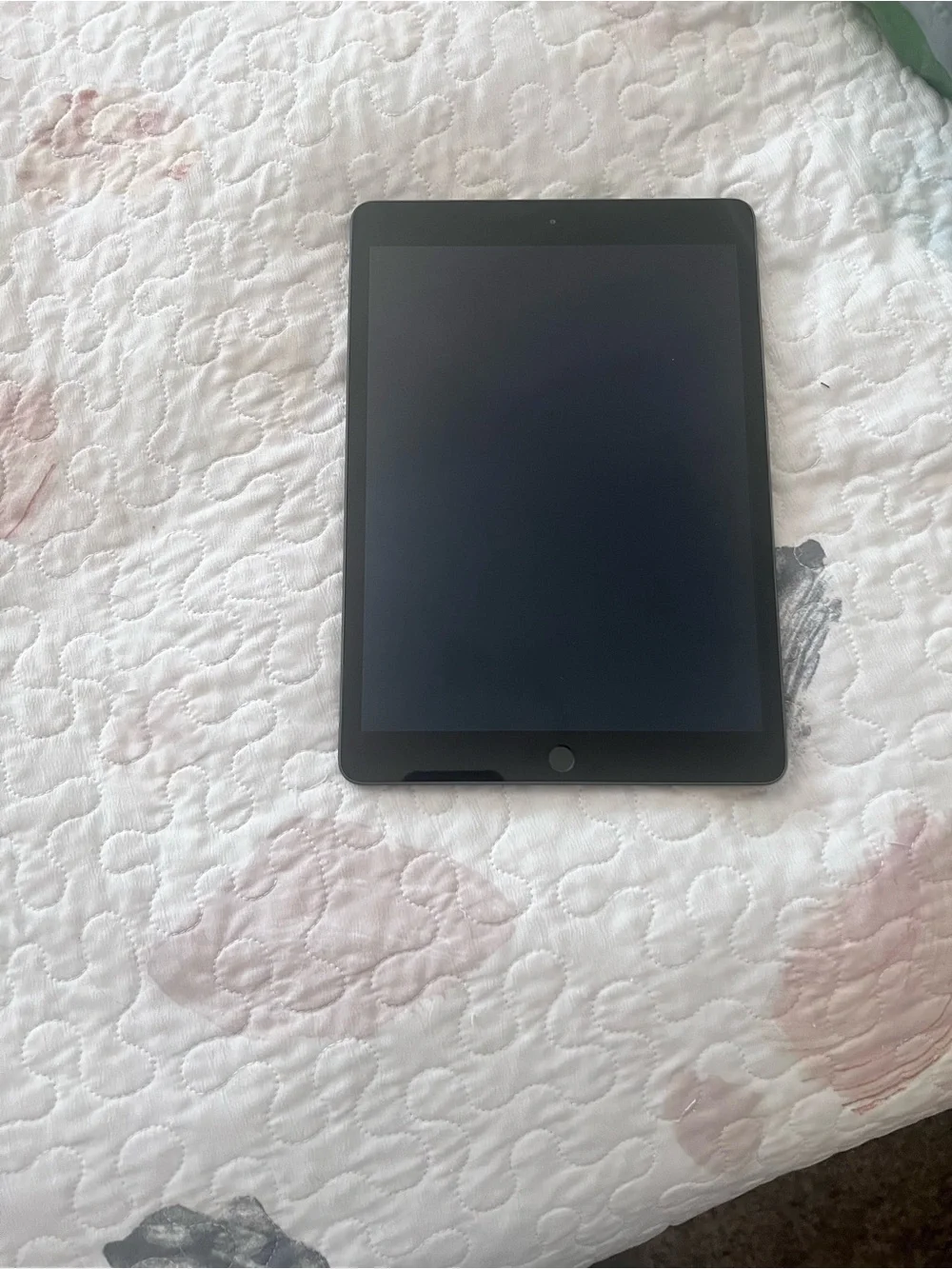 Black Tablet with Front Camera and Home Button - Sleek Everyday Tablet